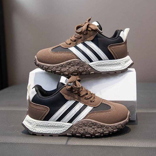 حذاء رياضي جديد للجنسين للوالدين والطفل كاجوال . New Unisex Parent-Child Casual High-Quality Leather-