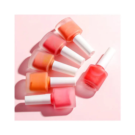 أحمر الوجه خدود سائل