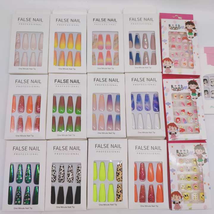 اظافر اصطناعيه-artificial nails