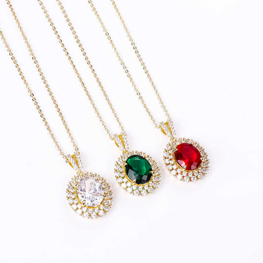 قلادة من الزمرد والياقوتEmerald and ruby necklace