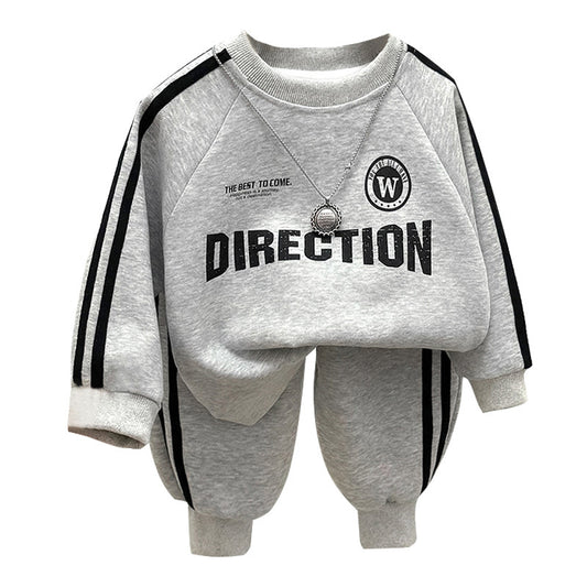 طقم هوديي للأطفال