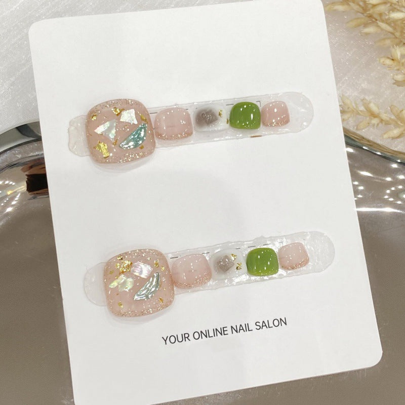 أظافر قدم اكريلك قصير