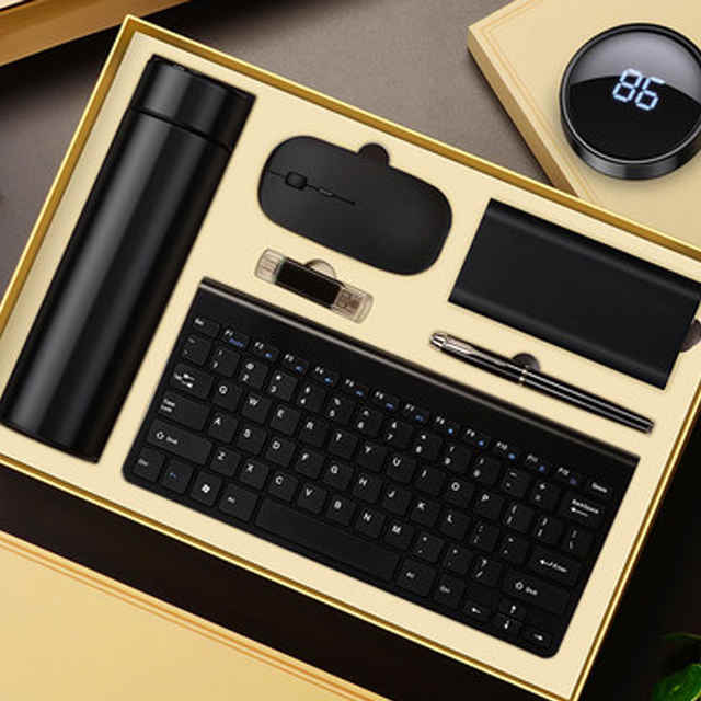 مجموعة هدايا -IStapromo Gifts