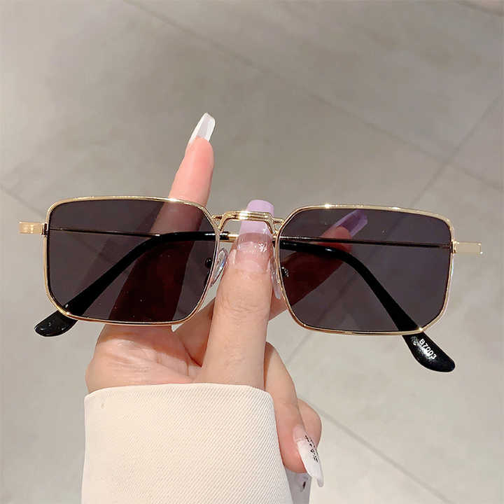 نظارات شمسيه نسائيه