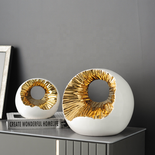 Circular ceramic decoration-