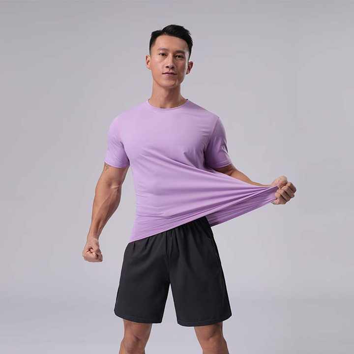 Good quality men's t-shirt