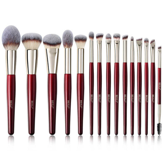 فرش مكياج فاخرة بمقبض خشبي أحمر Luxury makeup brushes with red wooden handle
