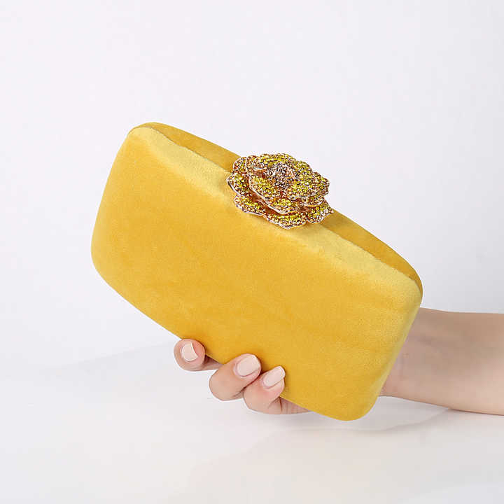 حقائب يد صغيرة مربعة الشكل فاخرة للنساء