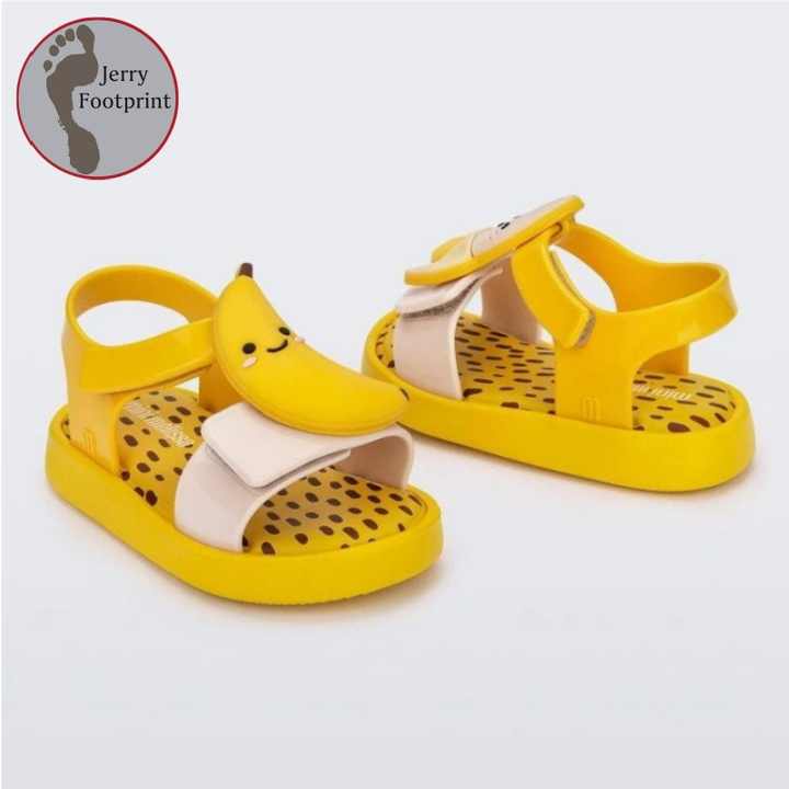 Soft girls' sandals