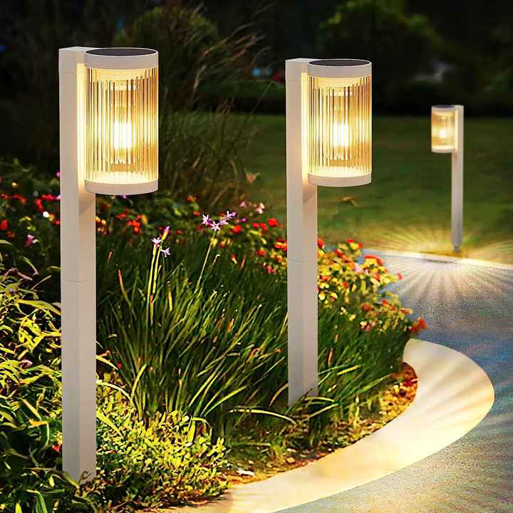 solar garden lights