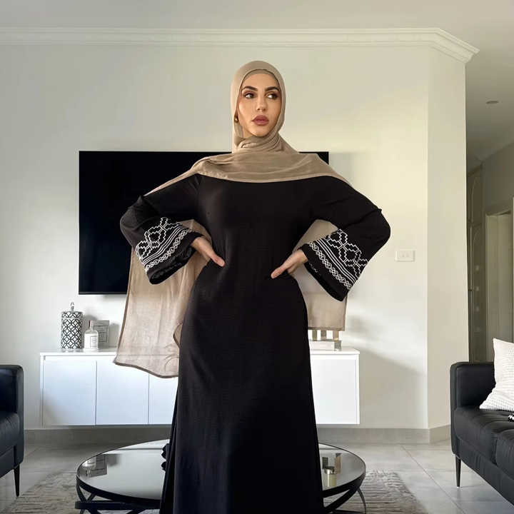 عباية انيقة الشرق الاوسط