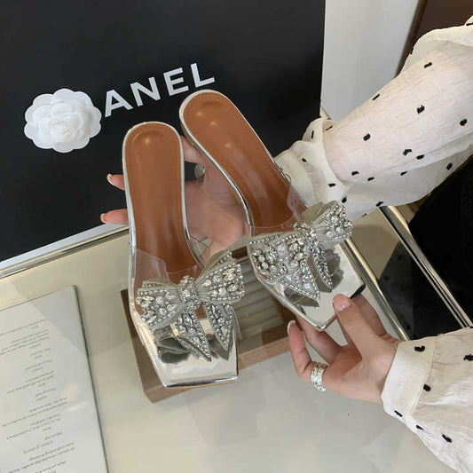 كعب نسائية جديدة بكعب شفاف