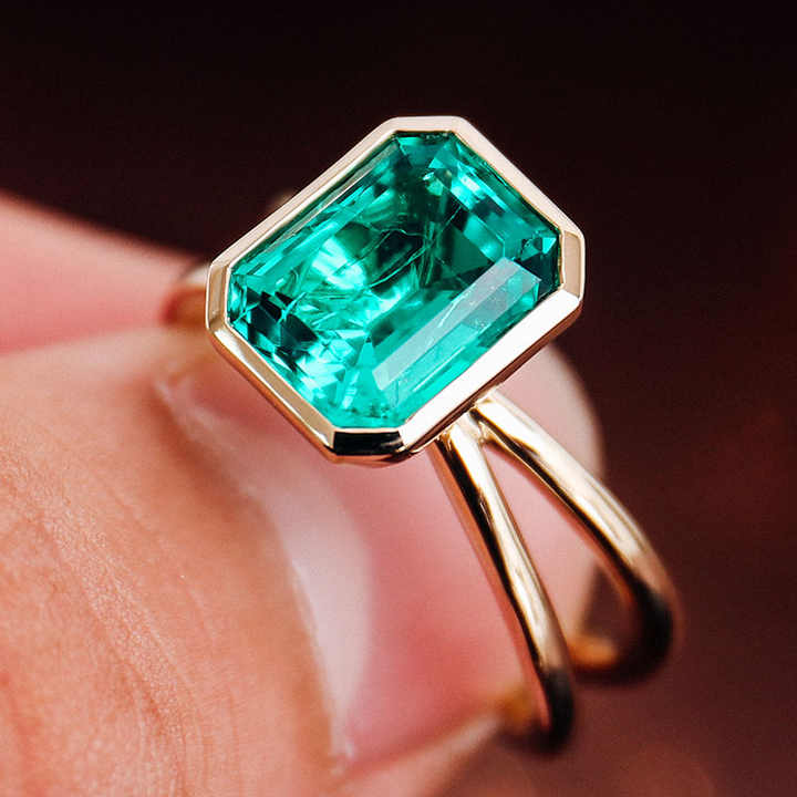 خاتم زواج من زمرد زامبي