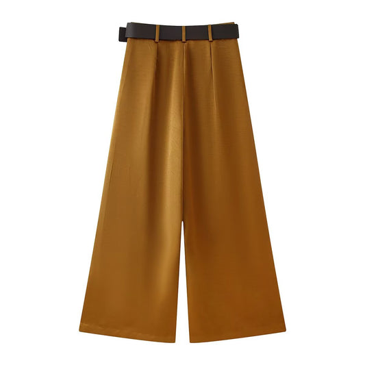 بنطلون نسائي