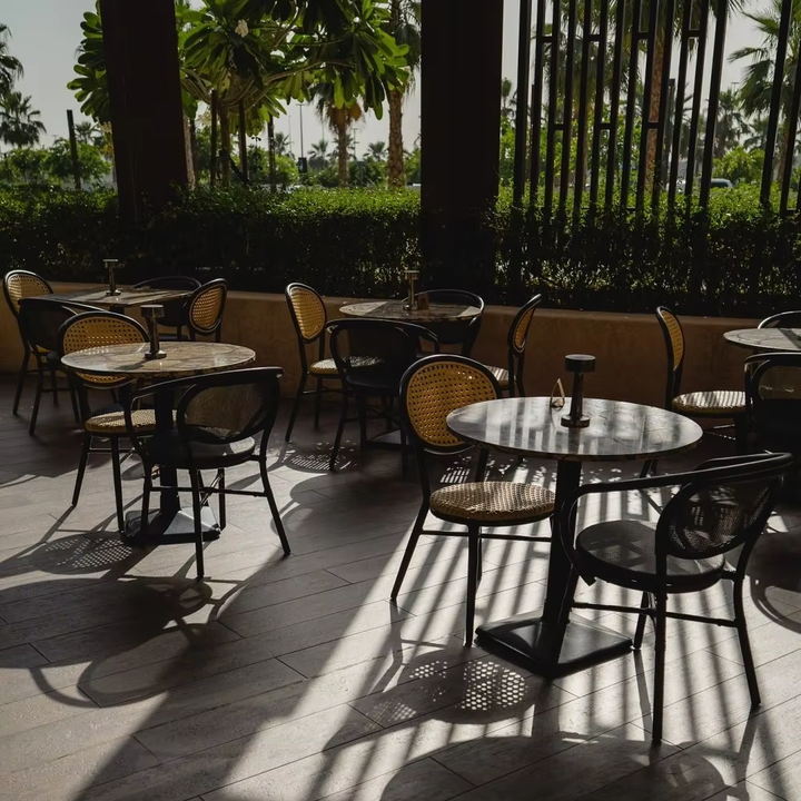 Art Decor Solutions for Boutique - Modern Art Decor