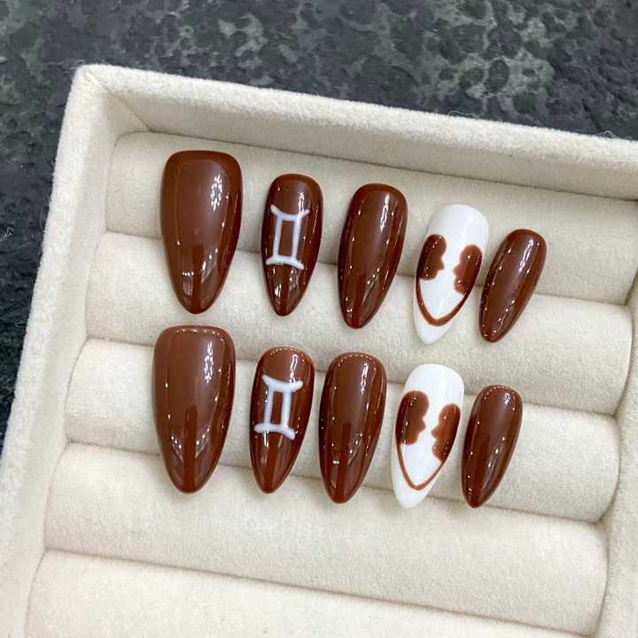 أظافر صناعية - Nails