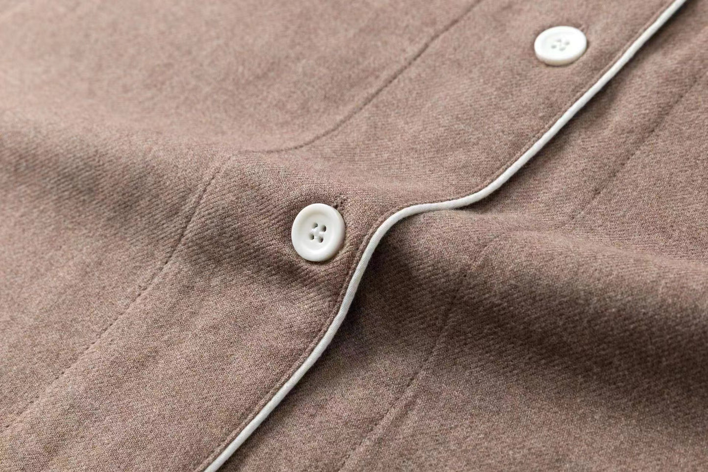 بدلات نوم رجال كم طويل