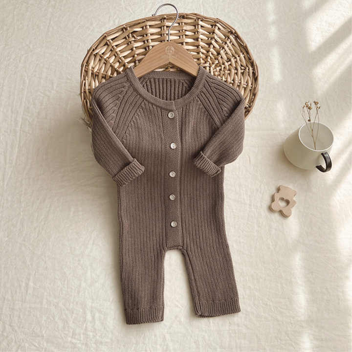 Children's clothing for springملابس أطفال لفصل الربيع