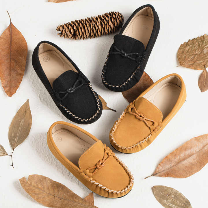 New spring and autumn shoes for boys