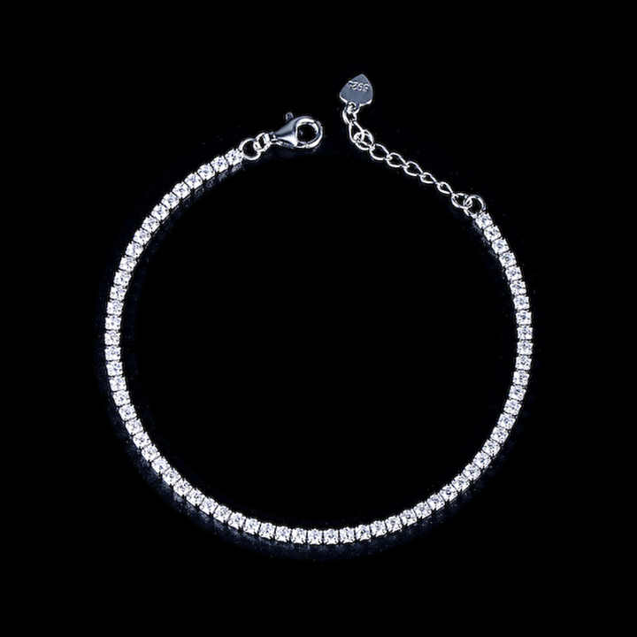 Elegant and charming women's jewelry