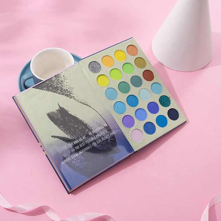 لوحة ظلال العيون النباتية - Vegan Eyeshadow Palette