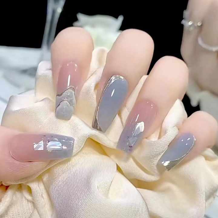Artificial Nails