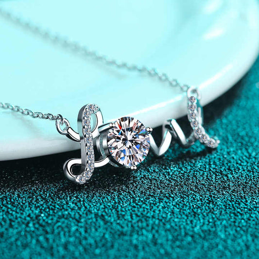 قلادات نسائيه