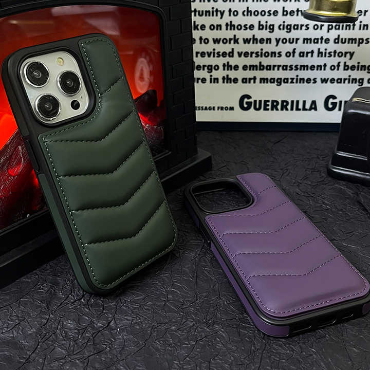 iPhone cases . كفرات ايفون