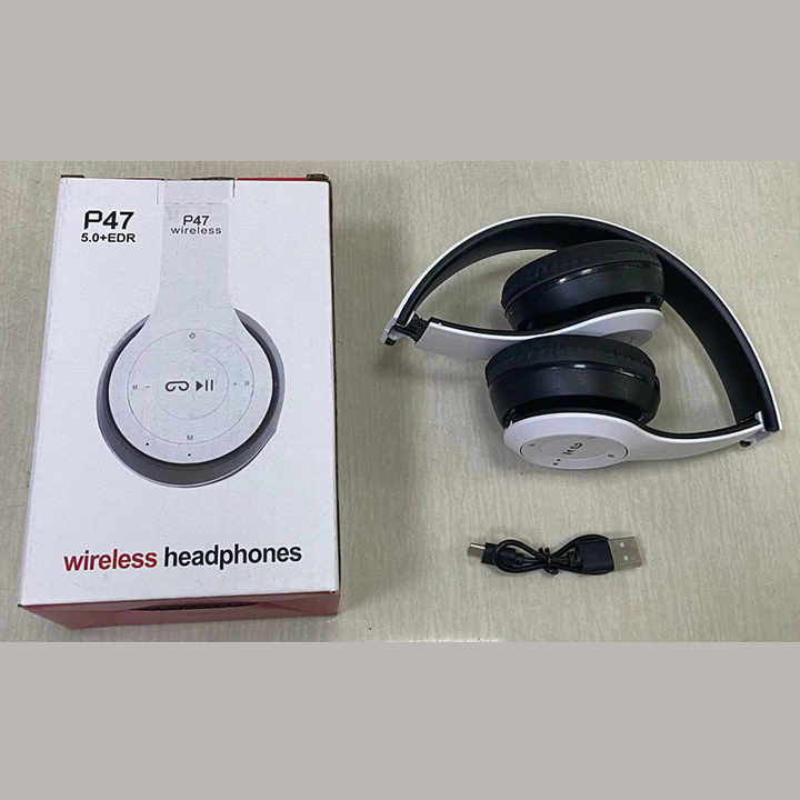 headphones . سماعات