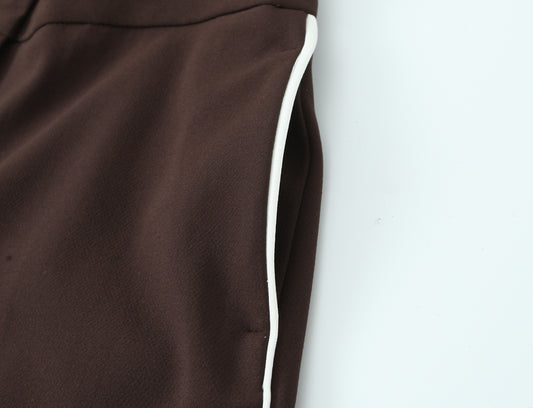 بنطلون نسائي