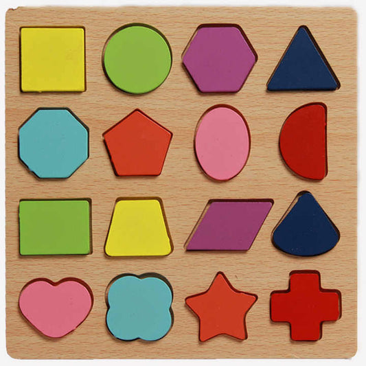 لوح خشبي للأطفال أحرف وأرقام أحرفية . Wooden Board for Kids Letters and Numbers