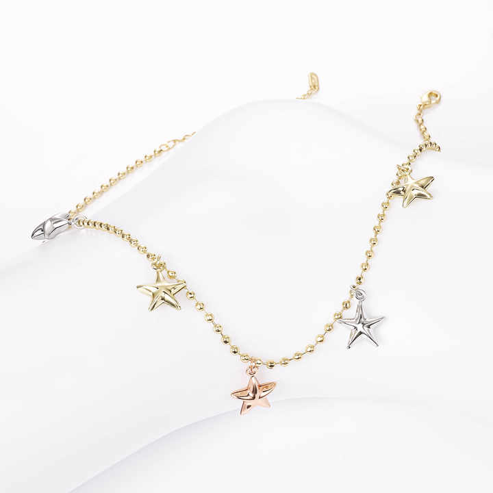 قلادة على شكل نجمة من الذهبGold Star Necklace