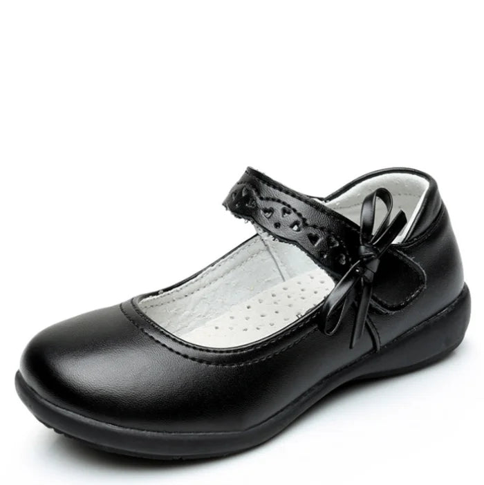 Classic girls flat shoes