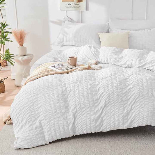 مجموعة غطاء ناعم للغاية ، 3 مع إغلاق سحاب . Ultra Soft Duvet Cover Set, 3 with Zipper Closure in Solid