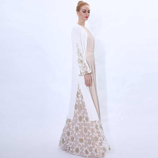 عباية ملونة بوق