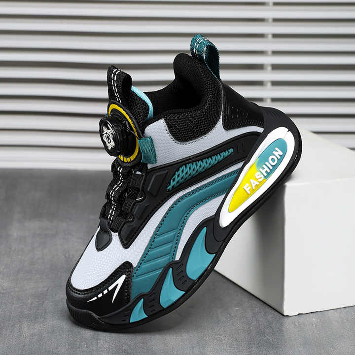 أحذية رياضية جديدة عالية الجودة . New high quality sneakers