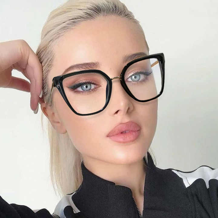 نظارات طبيه نسائيه