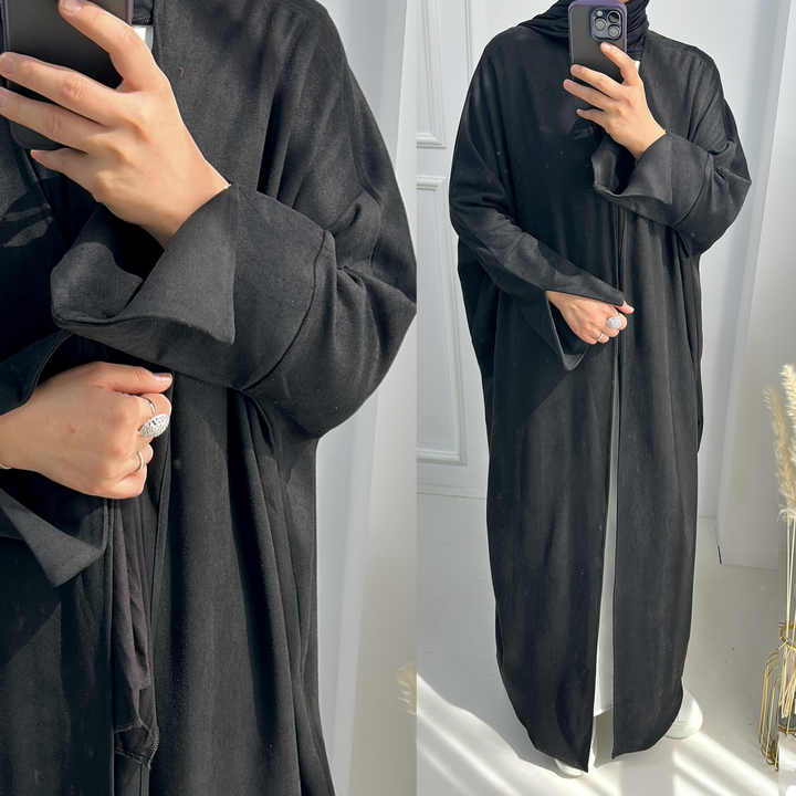 عبايات ملونة نسائيه