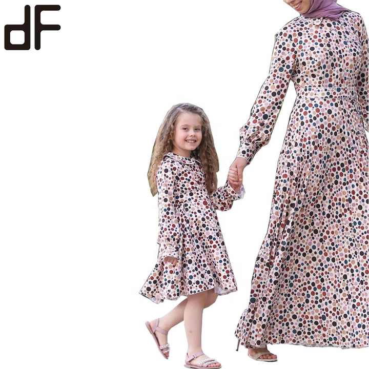 ملابس للوالدين والأطفال ملابس عائلية ملابس الأم وابنتها Parent-child clothing, family-friendly long-sleeved