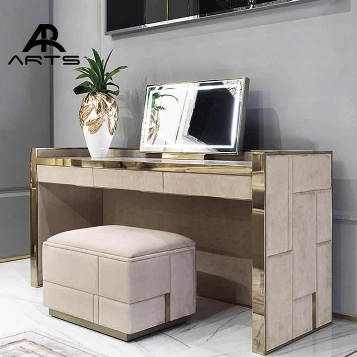 Italian style dressing table