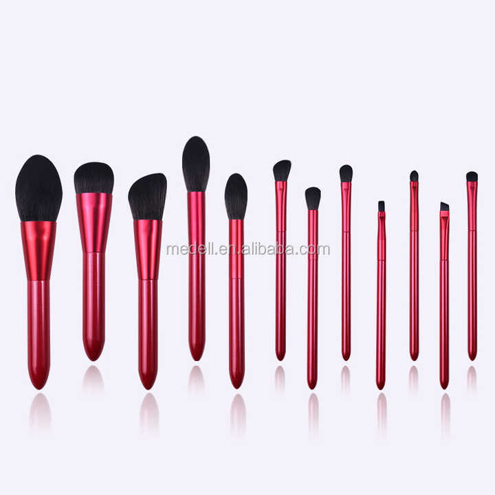 Cosmetic Brush Set مجموعة فرش مكياج احترافية فاخرة من 12 قطعة