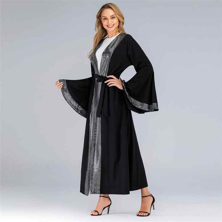 عباية سودا فاخرة