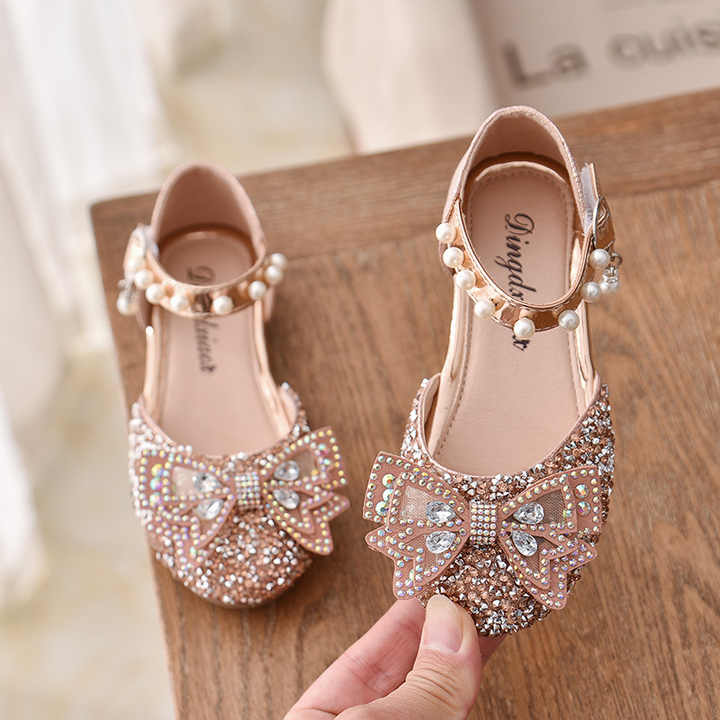 أحذية أميرة أنيقة للفتيات Stylish princess shoes for girls