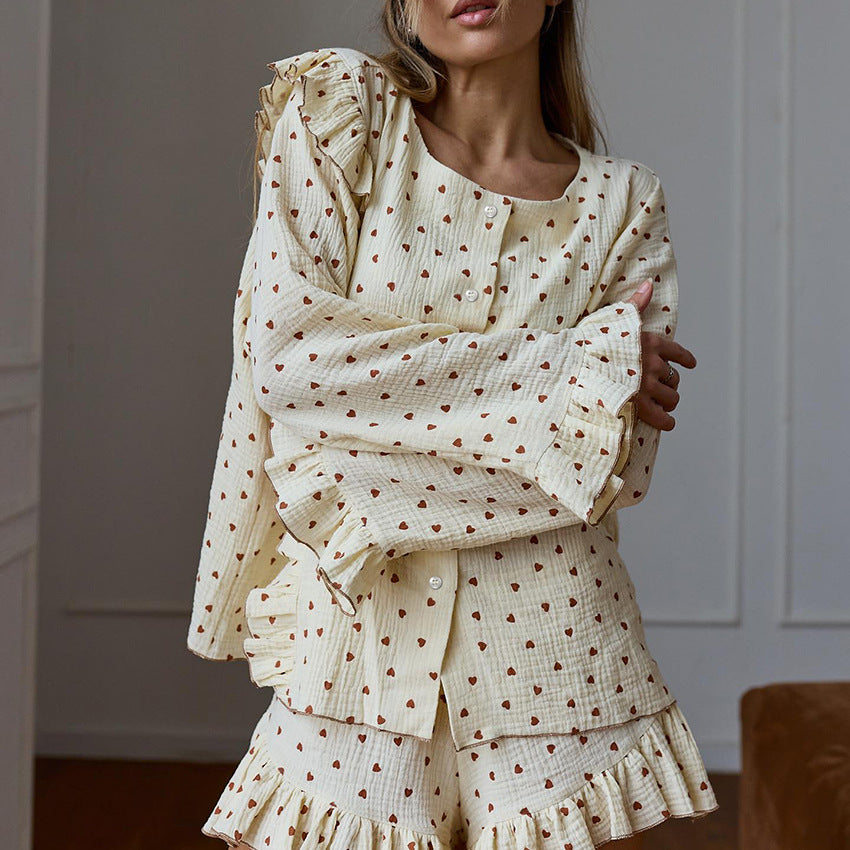 ملابس منزلية نسائية