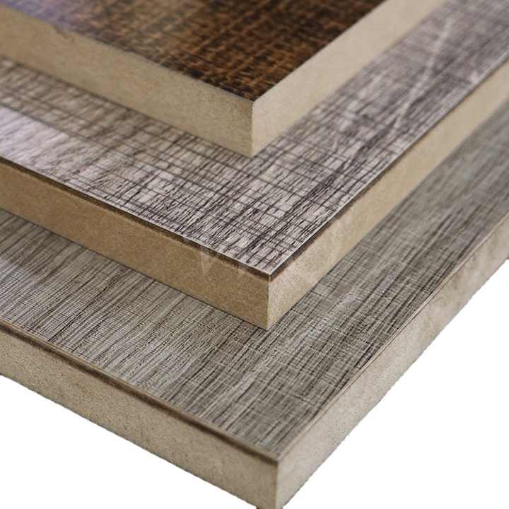 plywood board .. الخشب الرقائقي اللوح