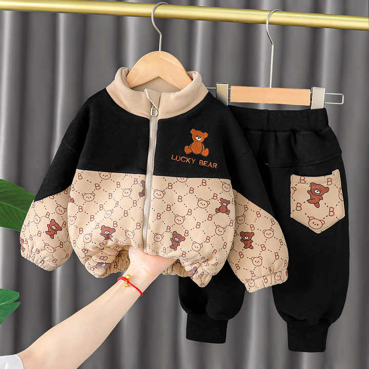 Newly arrived formal suits for boys, autumn and winter, a set of