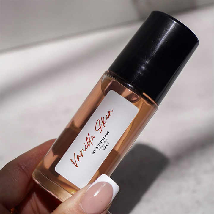 Roll-on perfume oil