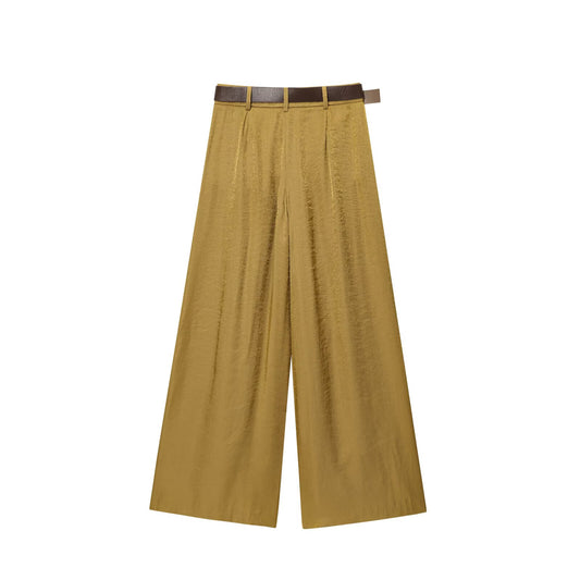 بنطلون نسائي