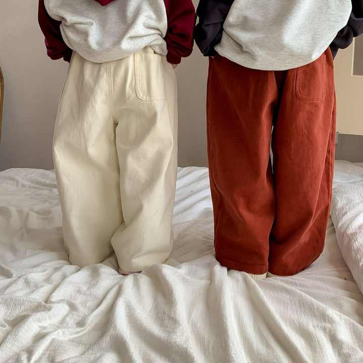Children's set.