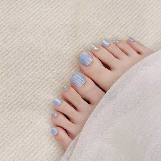 أظافر أرجل اكريلك